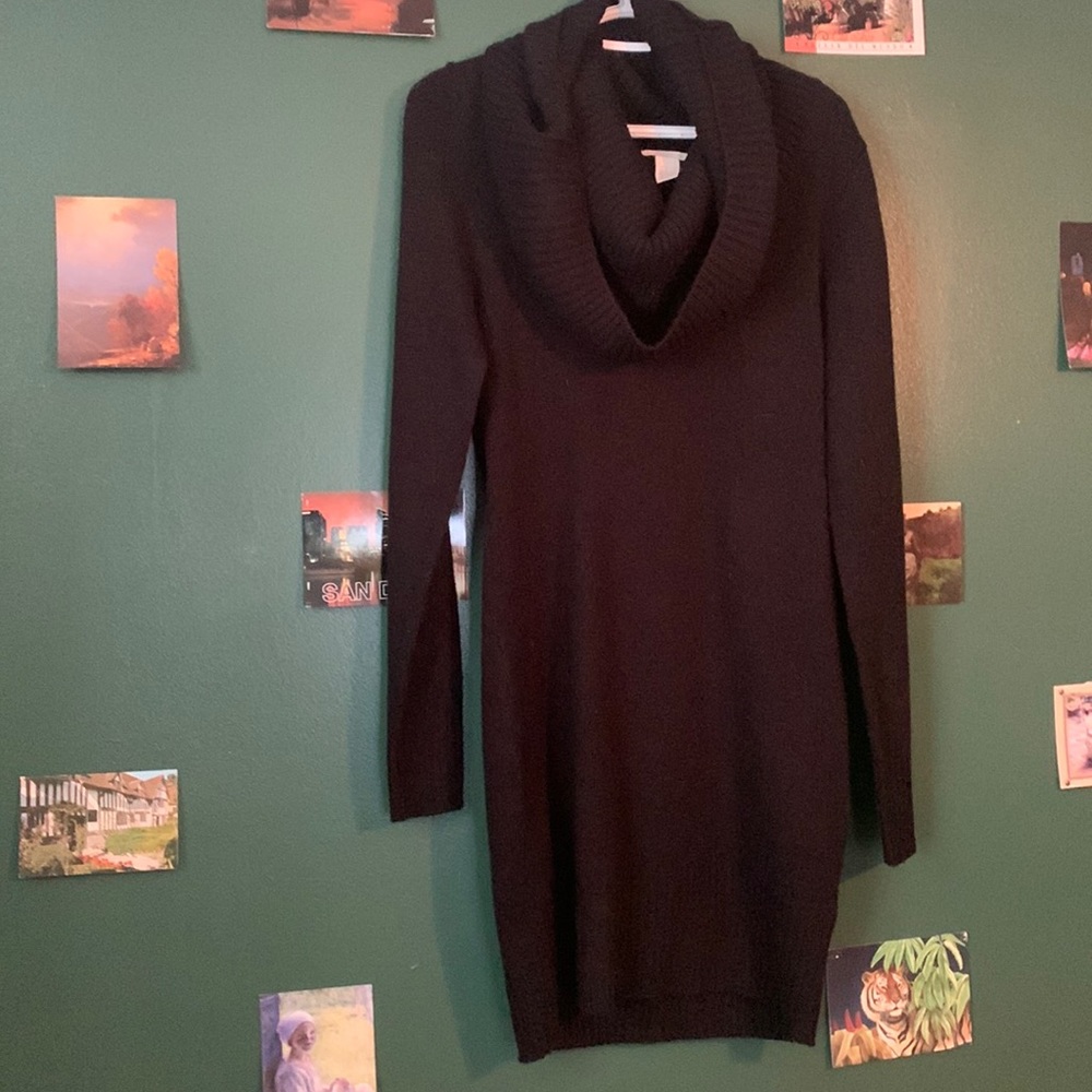 Body con, cowl neck, black sweater dress.